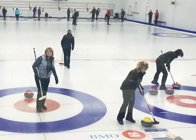 Adults Curling at Liverpool Curling Club